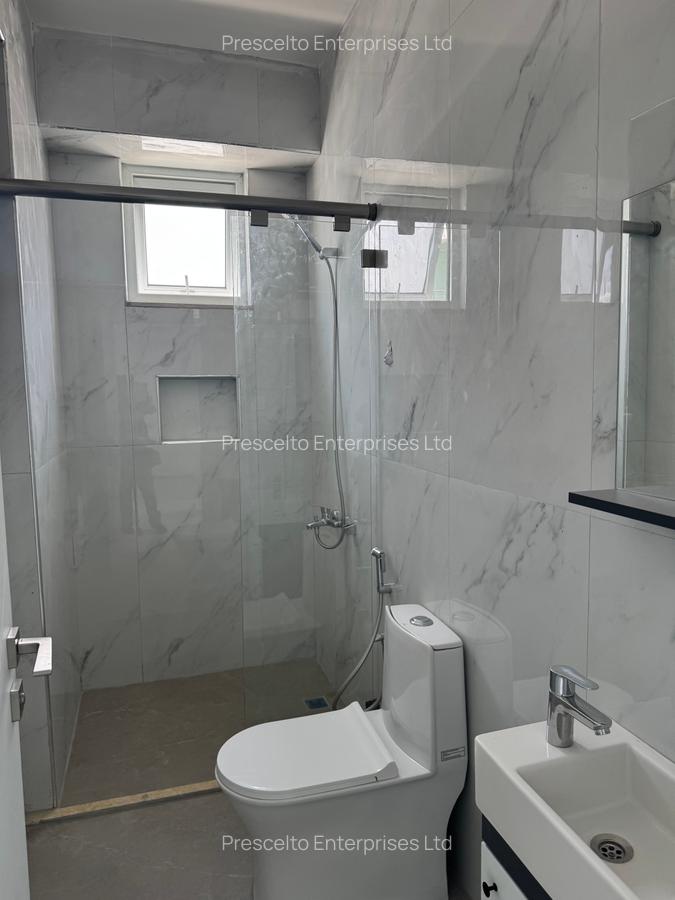2 Bed Apartment with En Suite at Off Links Road - 9