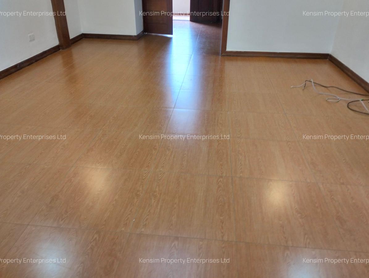 4 Bed Townhouse with En Suite in Lavington - 4