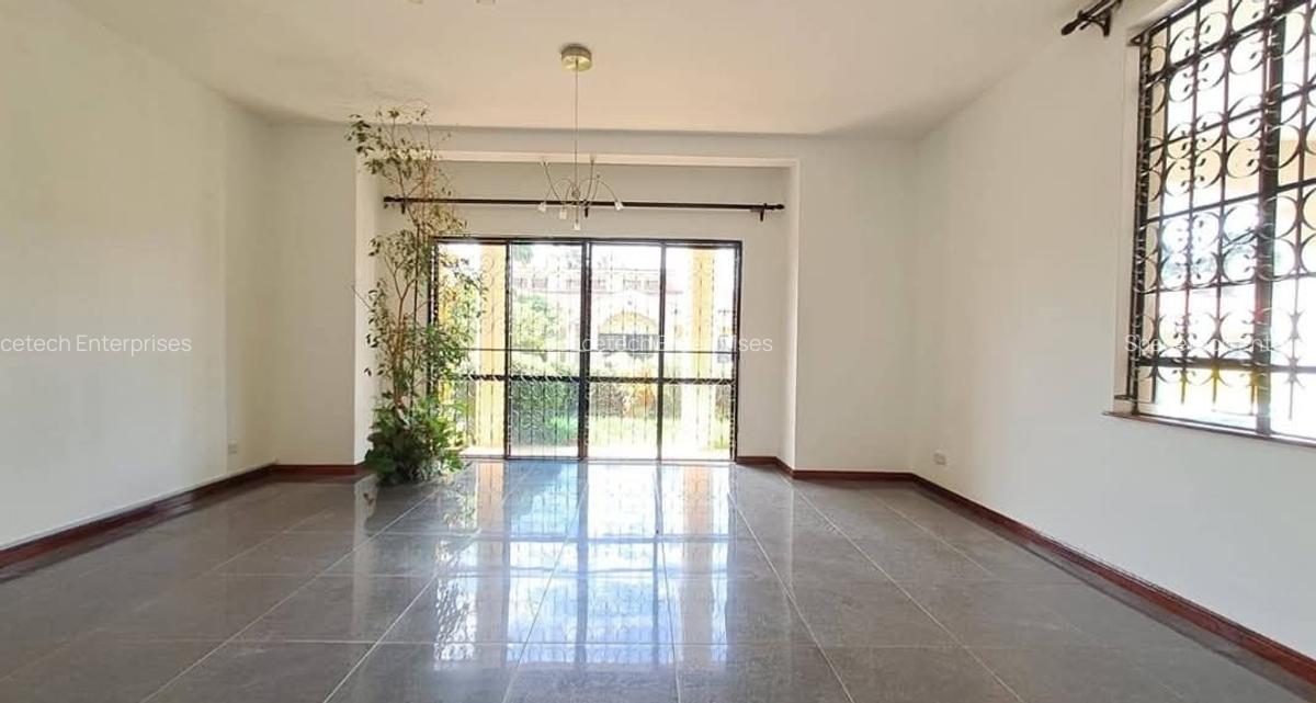 4 Bed Townhouse with En Suite in Spring Valley - 5