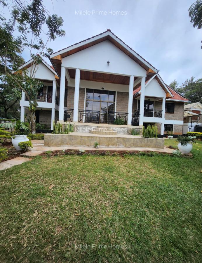 4 Bed House with En Suite in Karen Hardy - 1