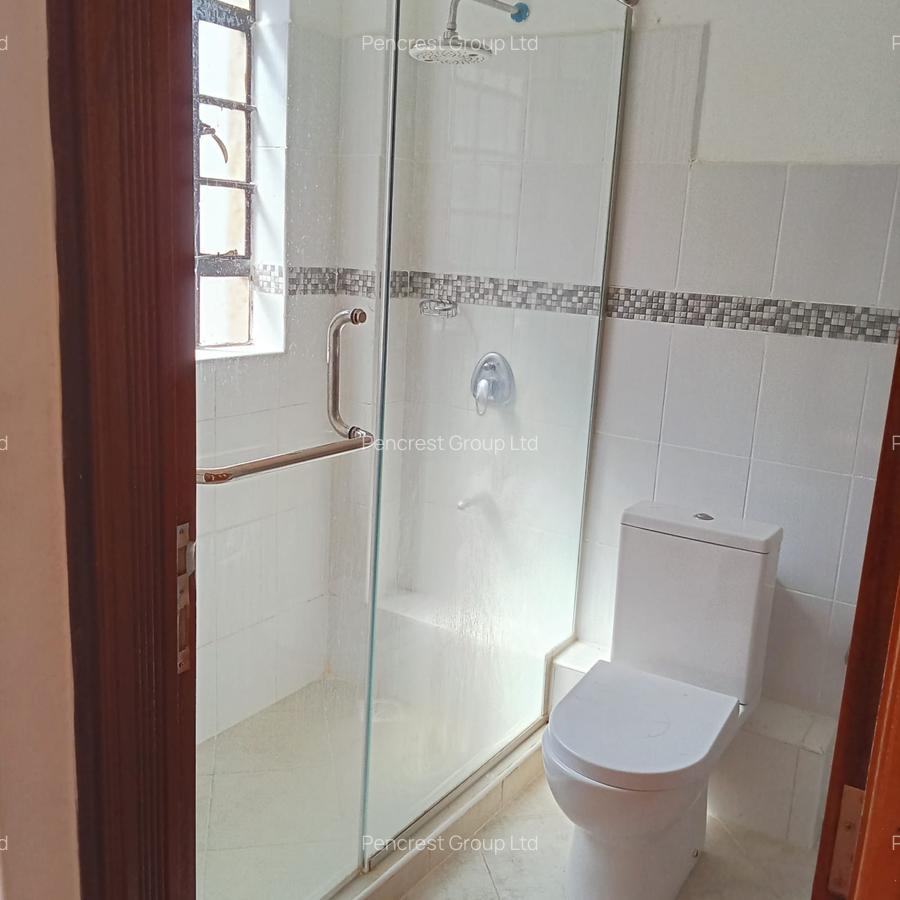 2 Bed Apartment with En Suite at Brookside - 9