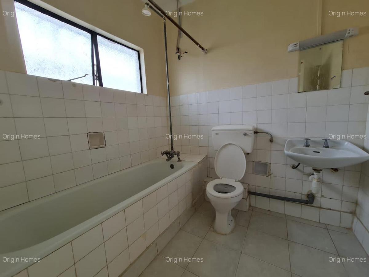 4 Bed Townhouse with En Suite at Kilimani - 6