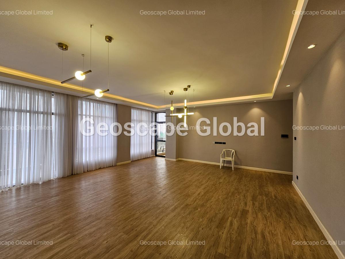 3 Bed Apartment with En Suite in Spring Valley - 7