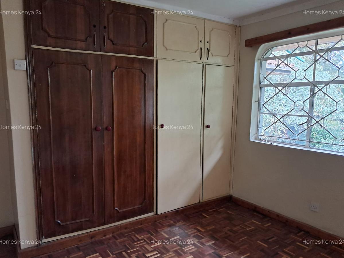 3 Bed House in Runda - 10