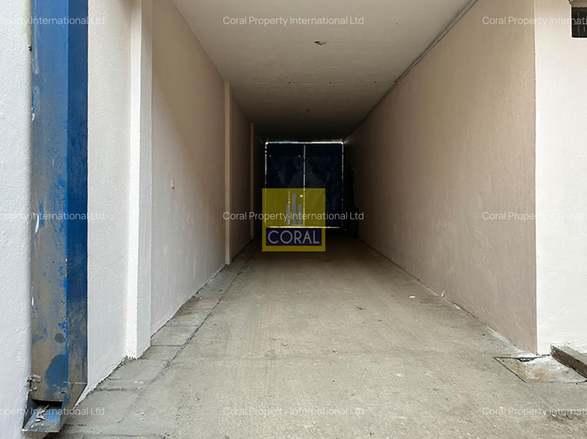 Warehouse in Industrial Area - 7