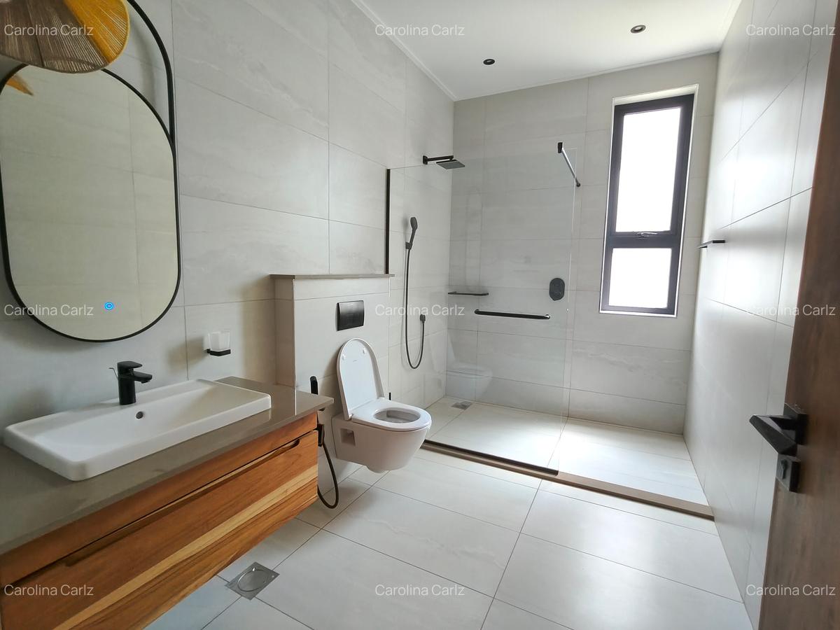 4 Bed Apartment with En Suite at Loresho - 12