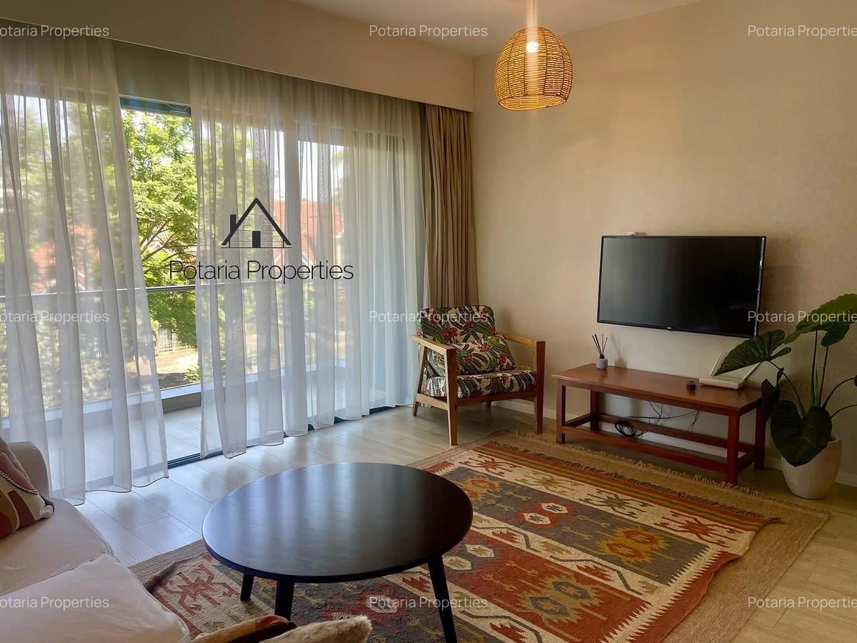Serviced 2 Bed Apartment with En Suite in Riverside - 5