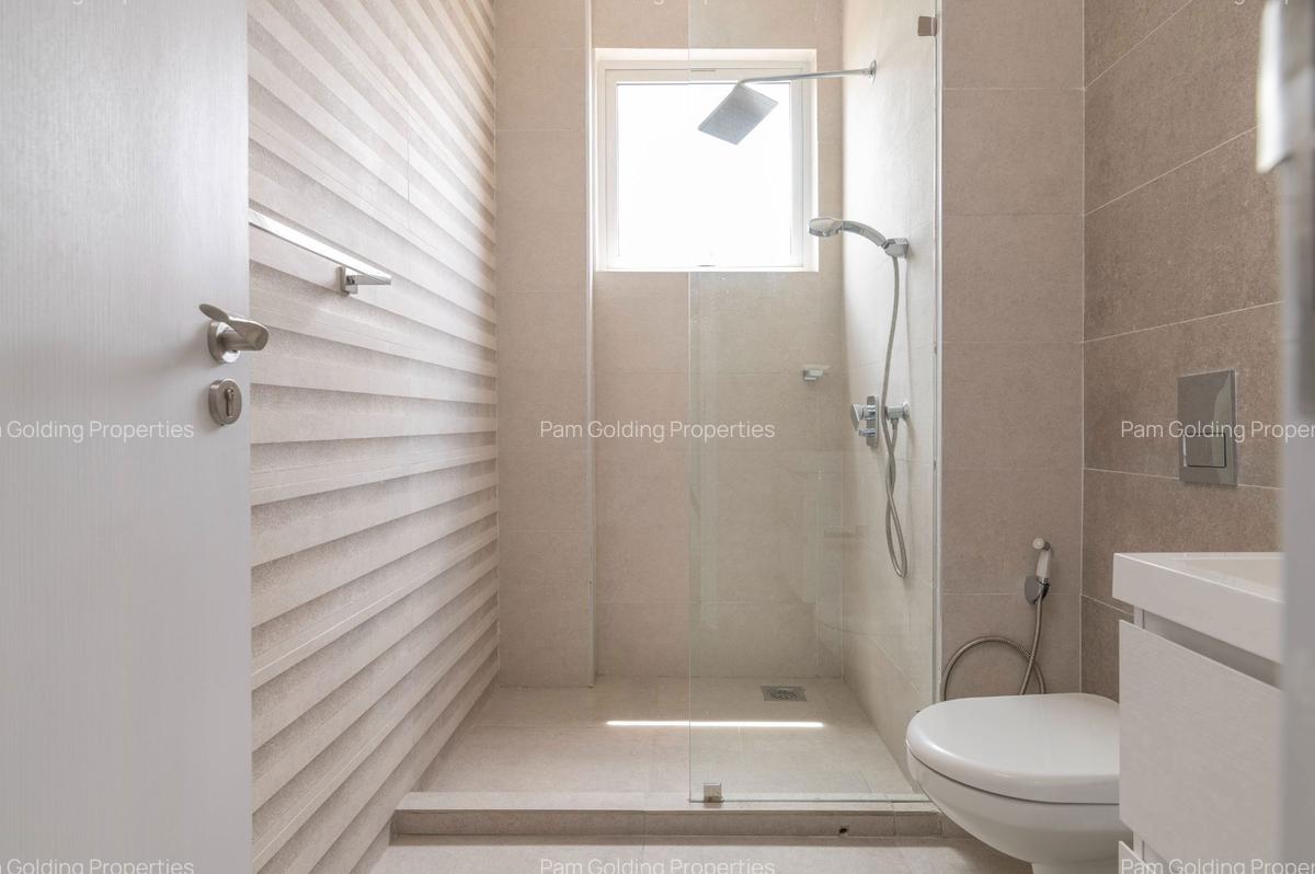 3 Bed Apartment with En Suite in Kileleshwa - 5