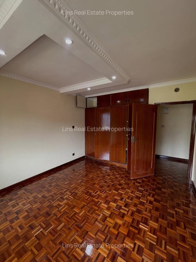 5 Bed Townhouse with En Suite in Lavington - 5