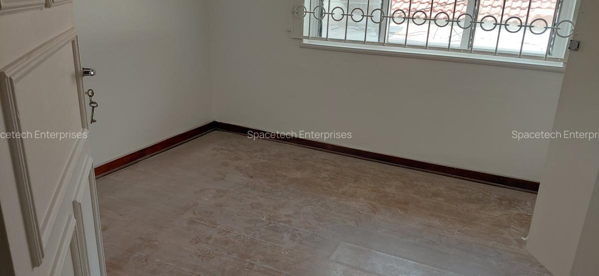 4 Bed House with En Suite in Thigiri - 14