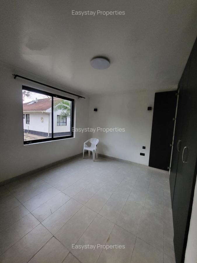 3 Bed House with En Suite in Runda - 6