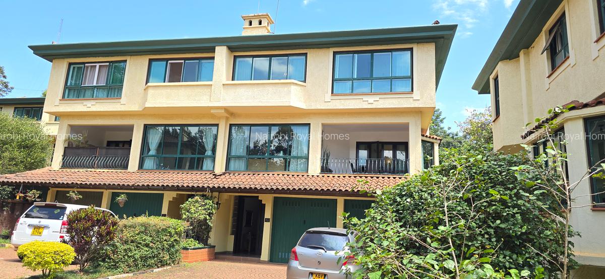 4 Bed Townhouse with En Suite at Grovelia Grove - 1