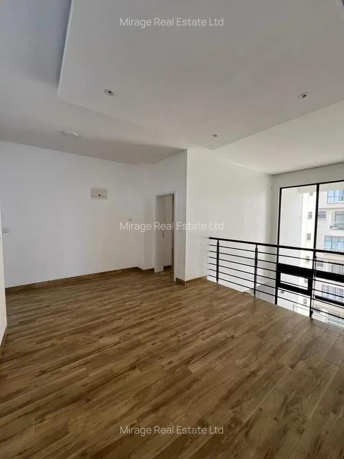 4 Bed Apartment with En Suite in Riverside - 11