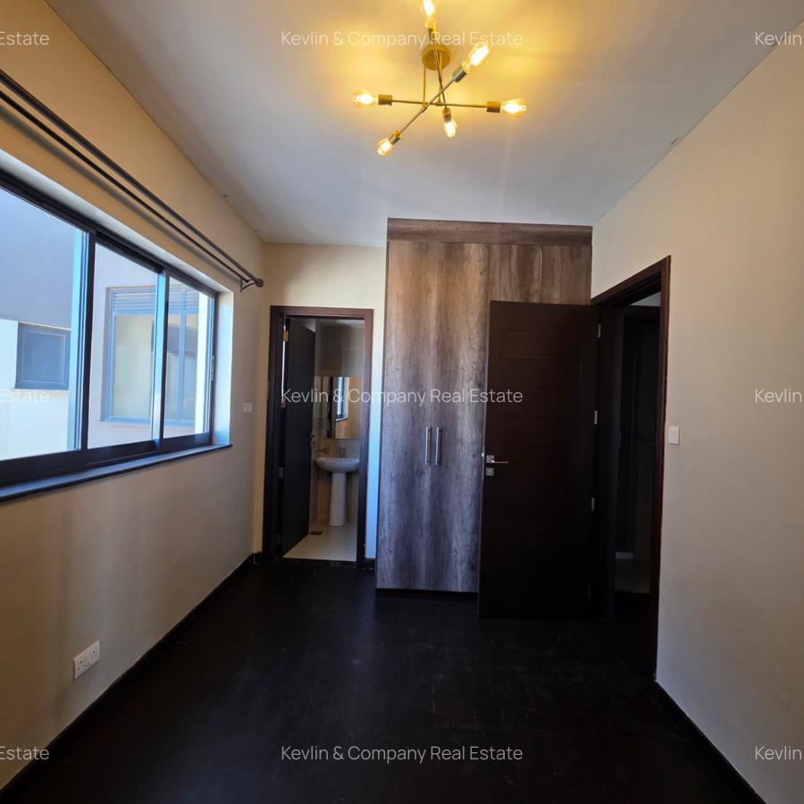 4 Bed Apartment with En Suite in Lavington - 14