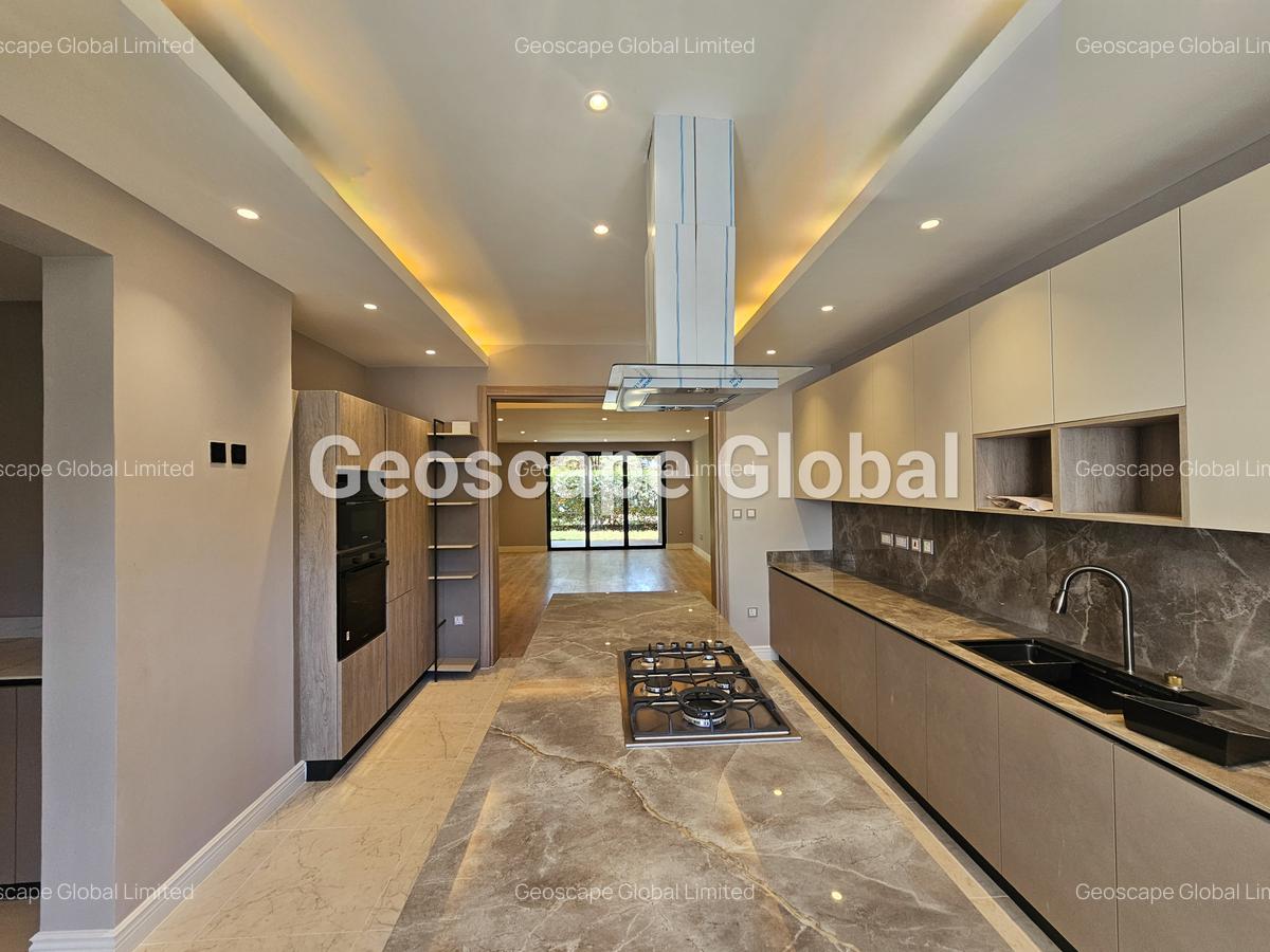 3 Bed Apartment with En Suite in Runda - 17