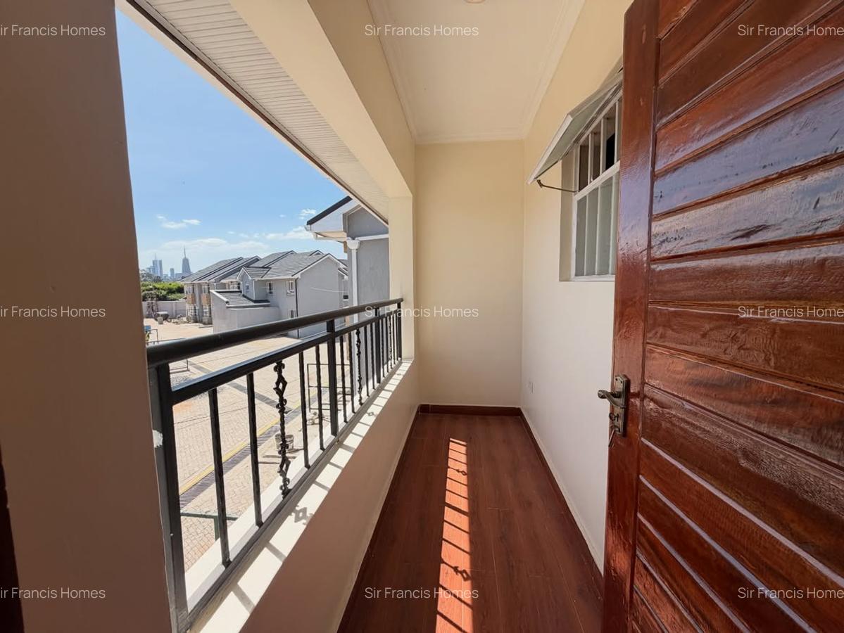 4 Bed Townhouse with En Suite at South C - 4