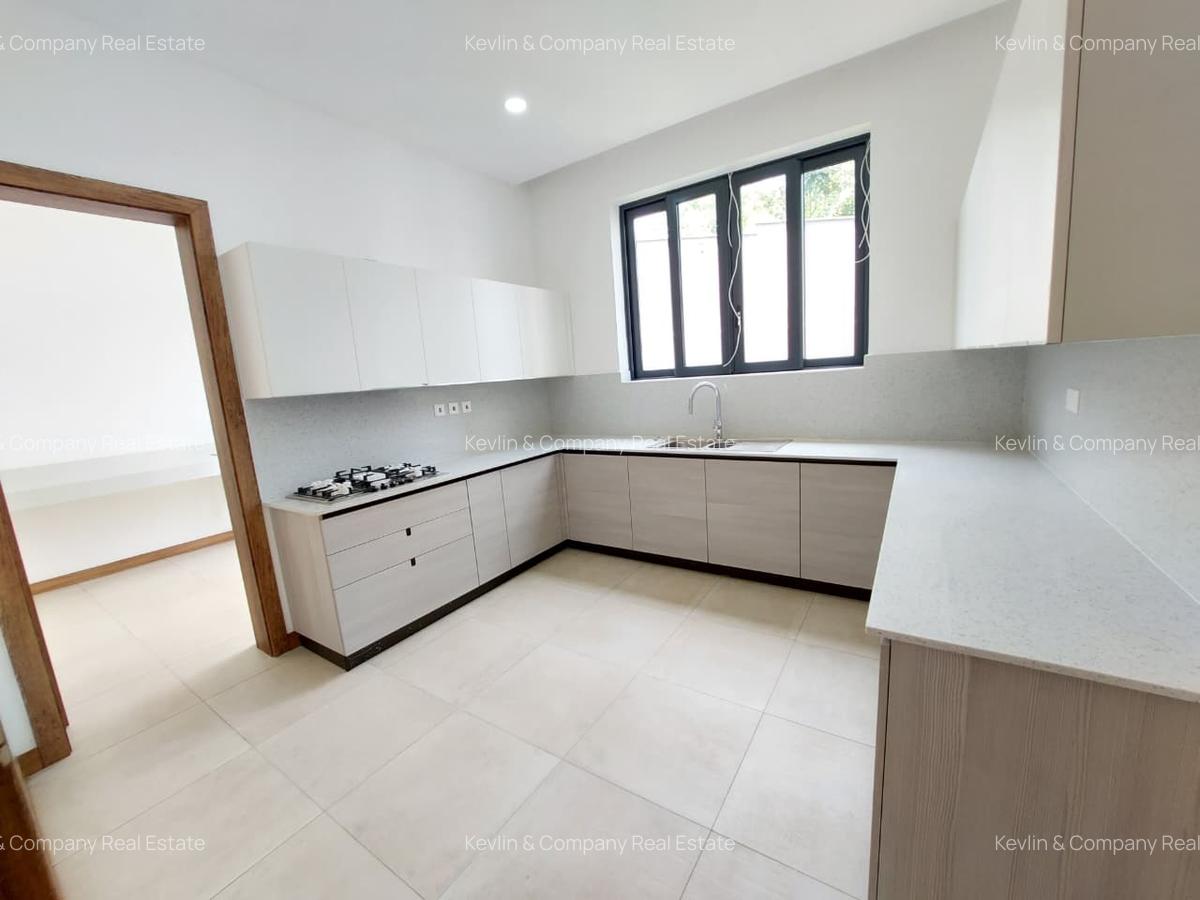 5 Bed Villa with Staff Quarters in Nyari - 5