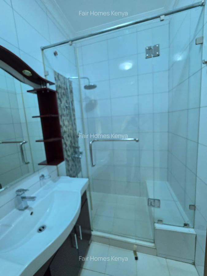 4 Bed Townhouse with En Suite at Riverside Drive - 9