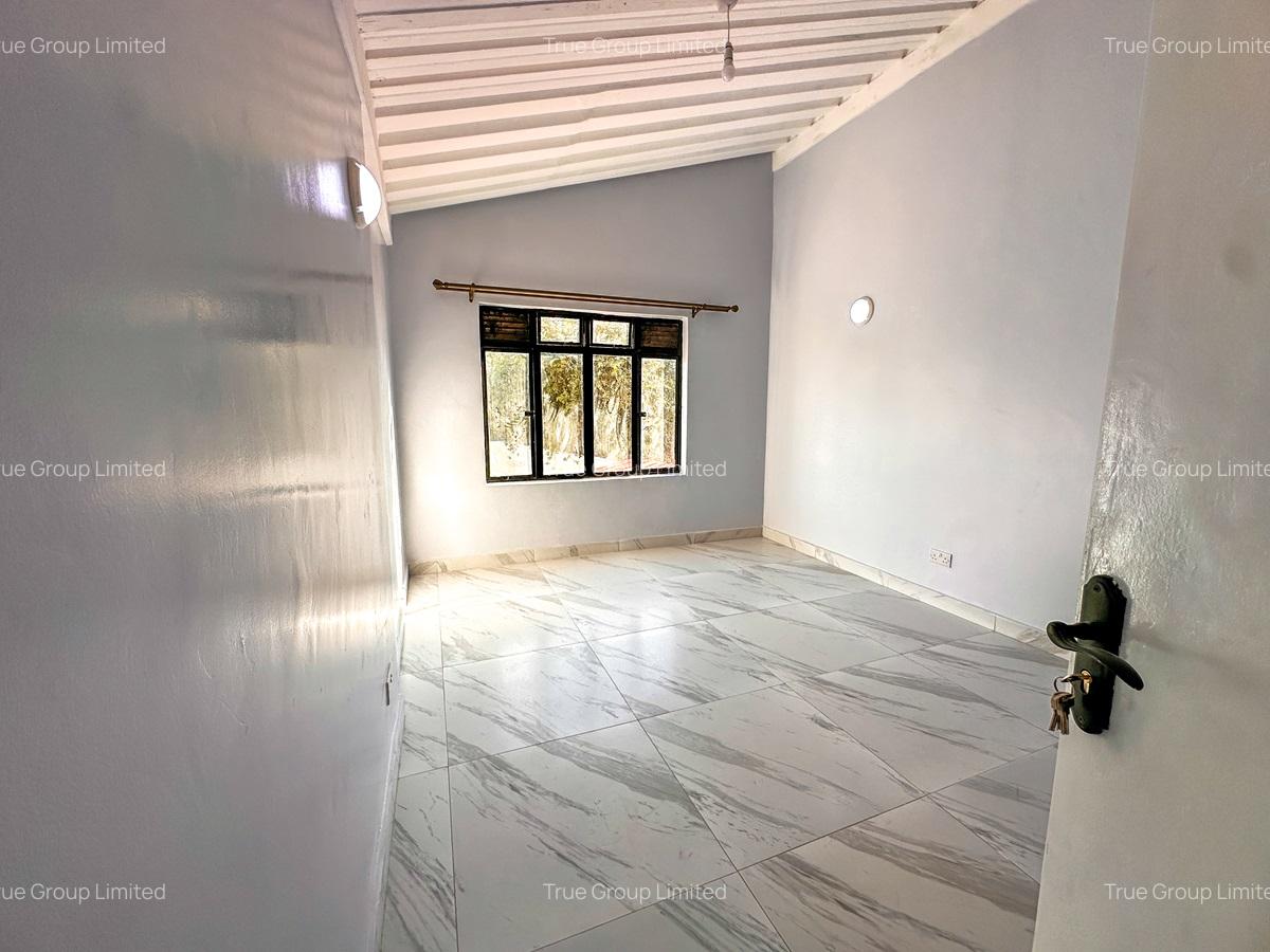4 Bed Townhouse with En Suite at Mukenya Court - 10