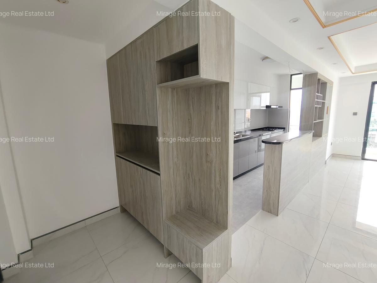 3 Bed Apartment with Swimming Pool in Kilimani - 9