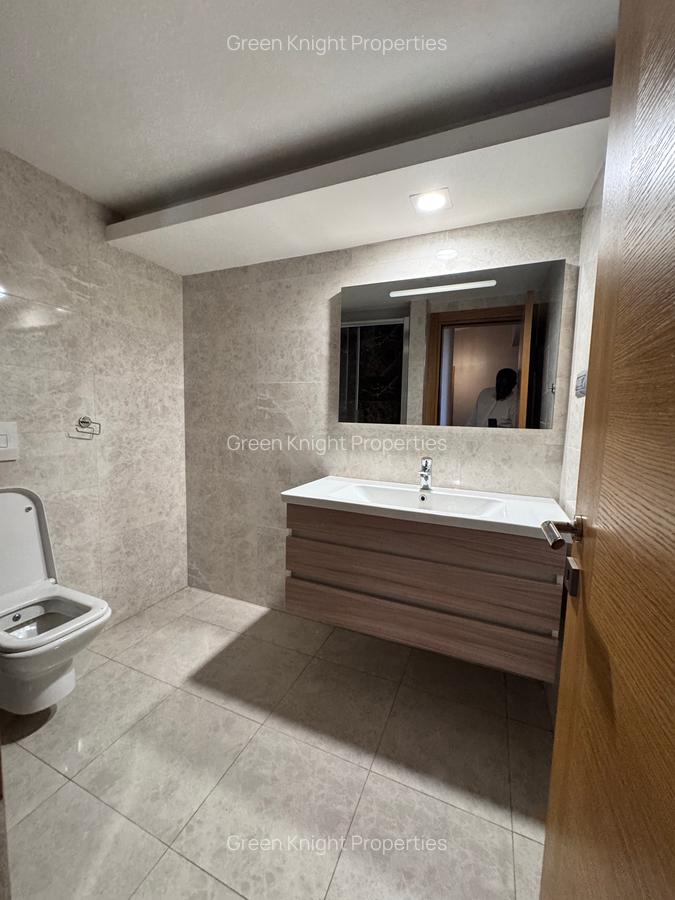 Serviced 3 Bed Apartment with En Suite in Kileleshwa - 8