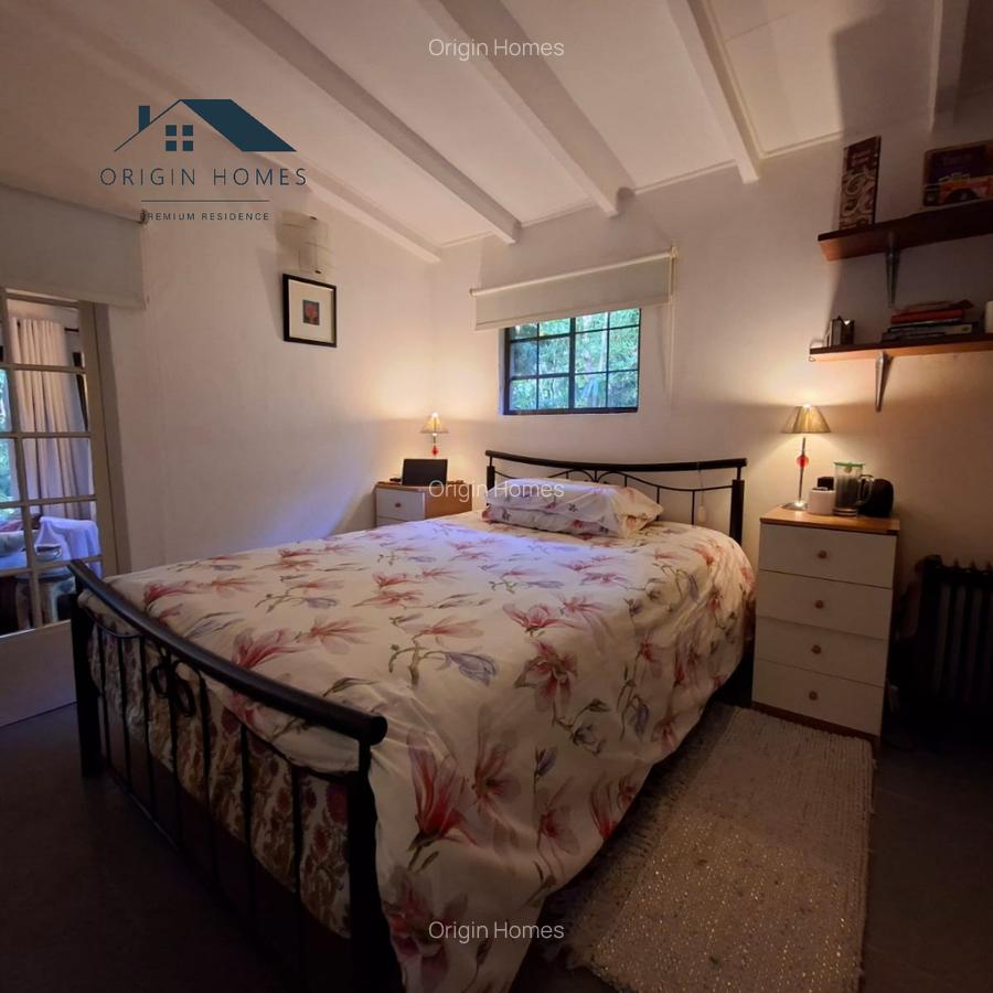 1 Bed House with En Suite at Rosslyn - 10