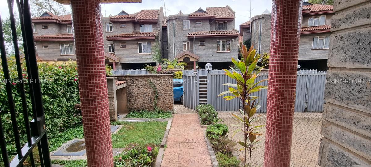 5 Bed Townhouse with En Suite at James Gichuru - 2