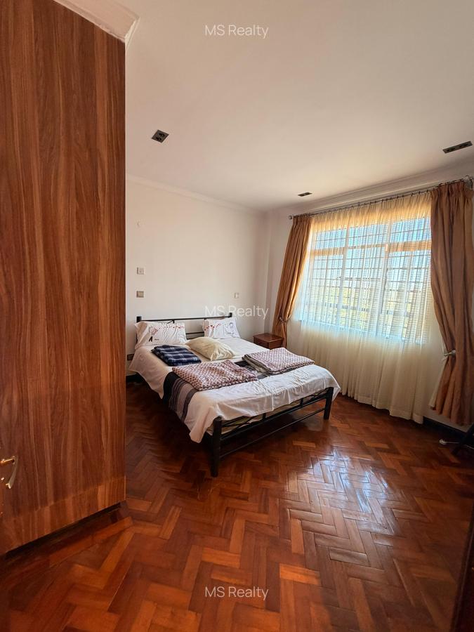 5 Bed Townhouse with En Suite in Westlands Area - 11