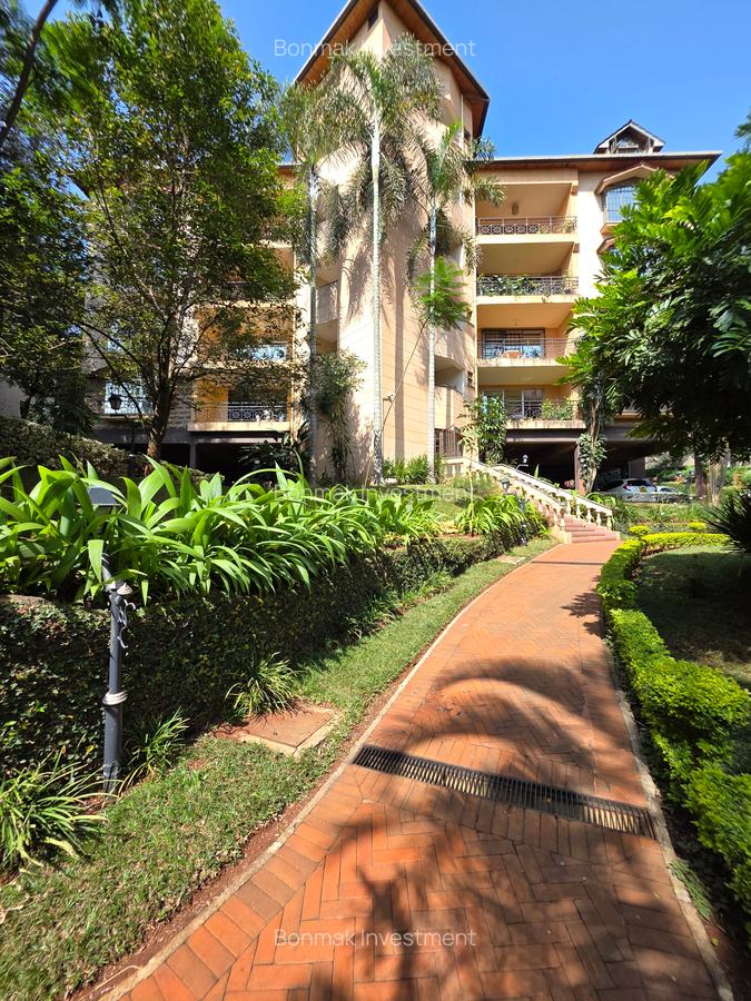 Furnished 3 Bed Apartment with En Suite at Brookside Drive - 3