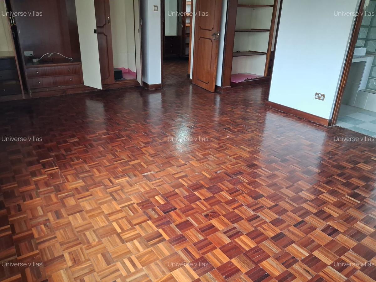 5 Bed Townhouse with En Suite at Karen - 12