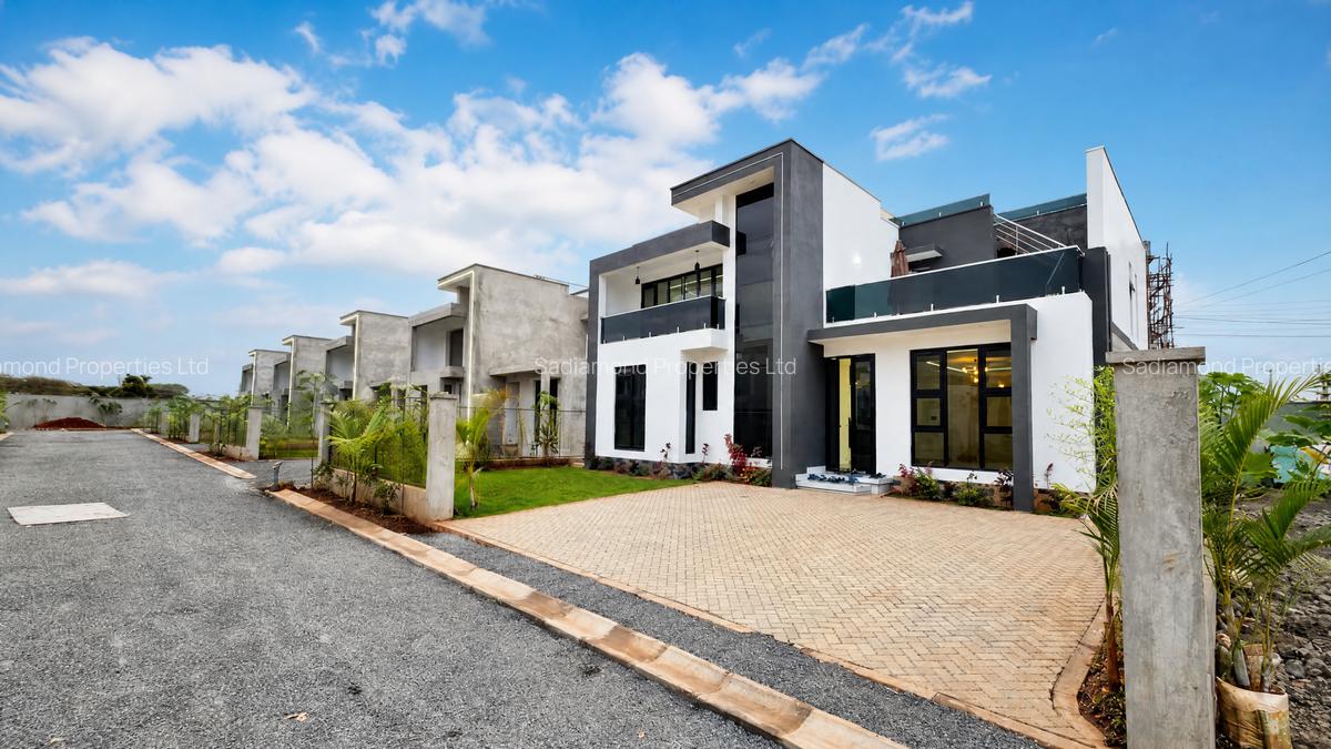 5 Bed House with En Suite at Mugutha - 1