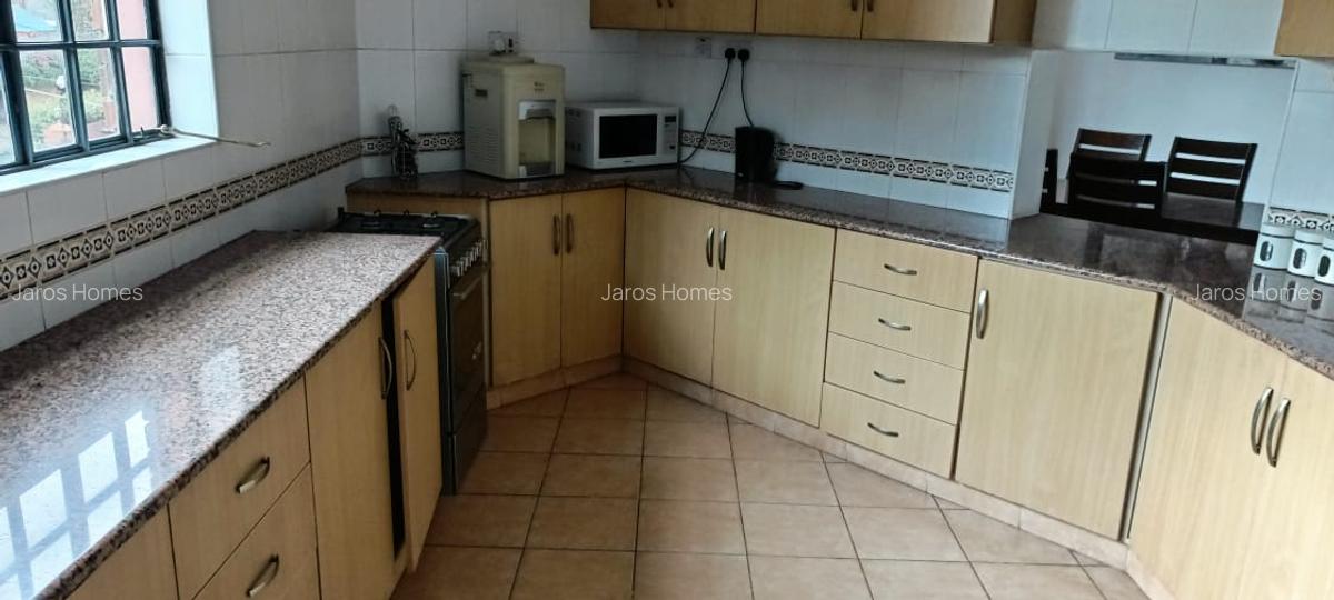 Serviced 3 Bed Apartment with En Suite at Spring Valley Lane - 4