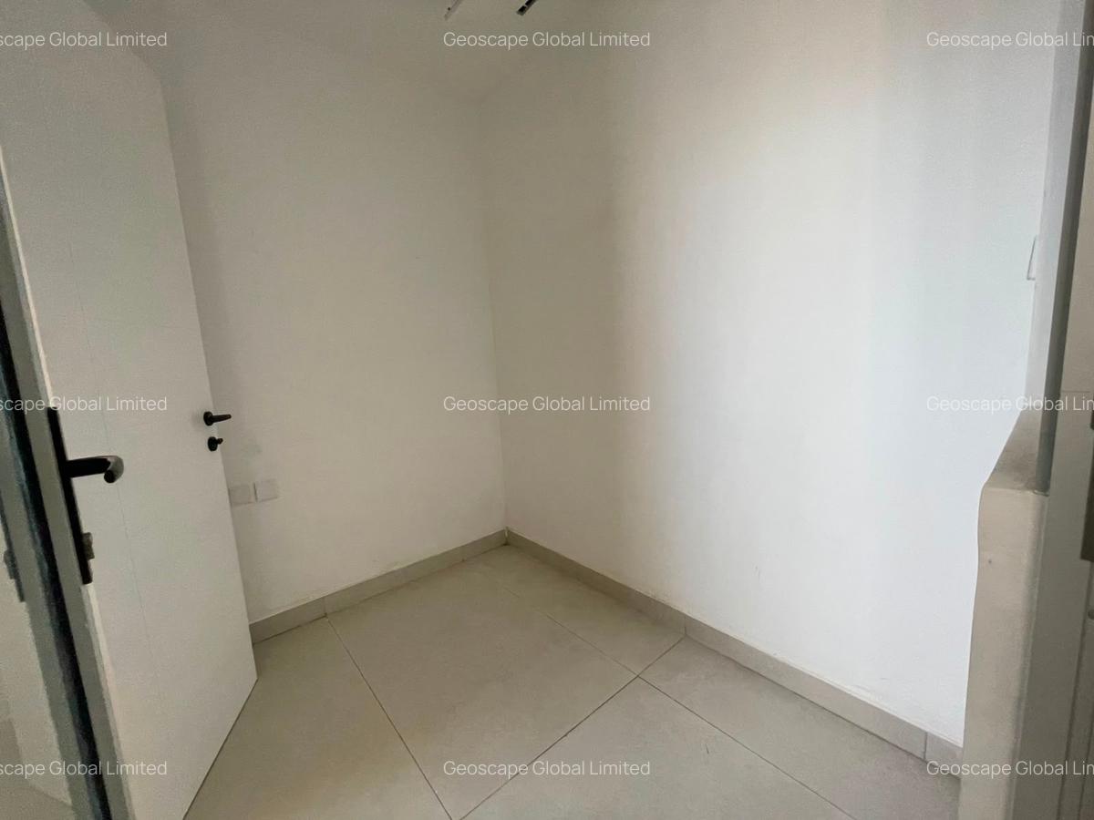 4 Bed Apartment with En Suite in Westlands Area - 5