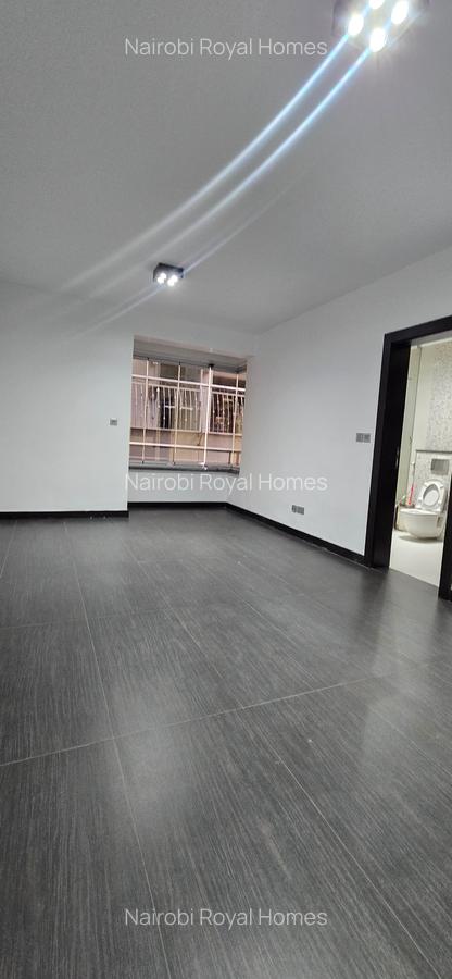 3 Bed Apartment with En Suite at Riverside Drive - 12