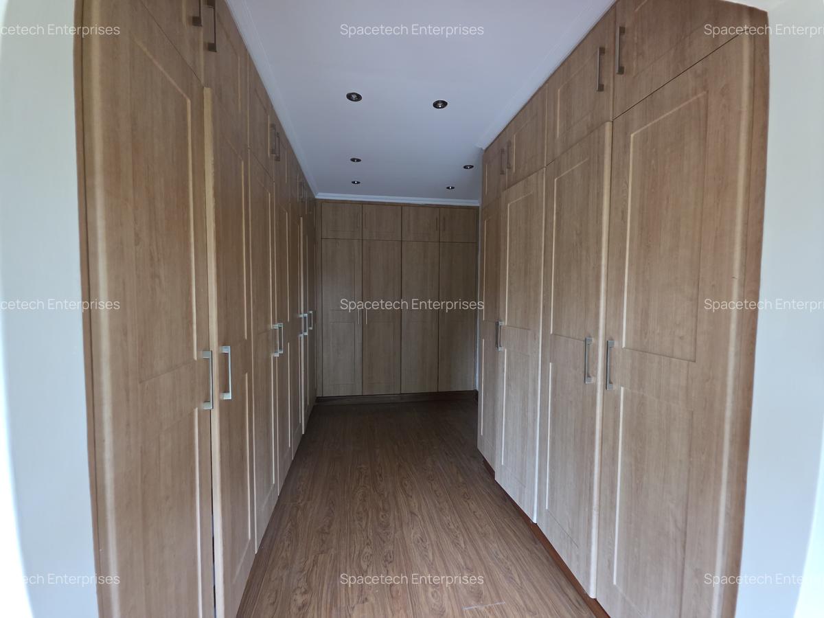 5 Bed House with En Suite in Gigiri - 19