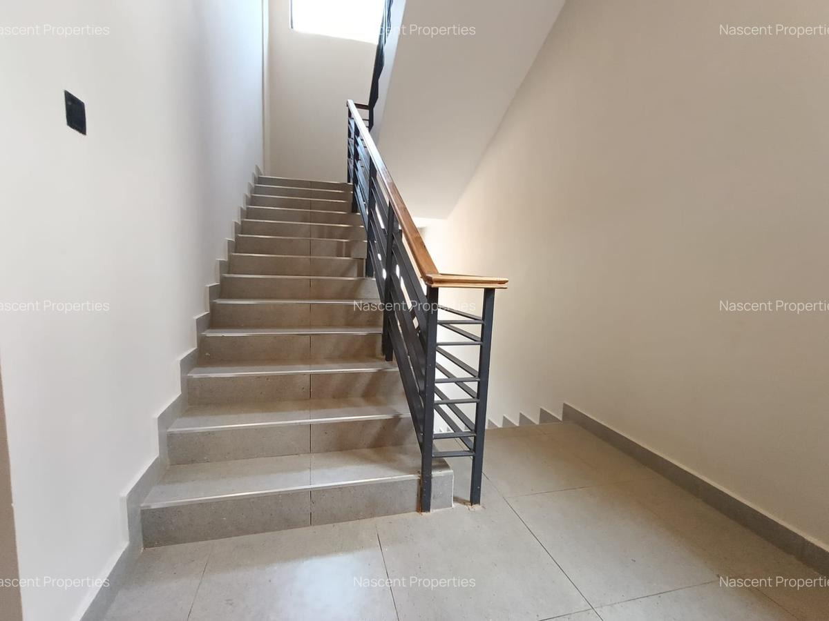 4 Bed Apartment with En Suite in Loresho - 16