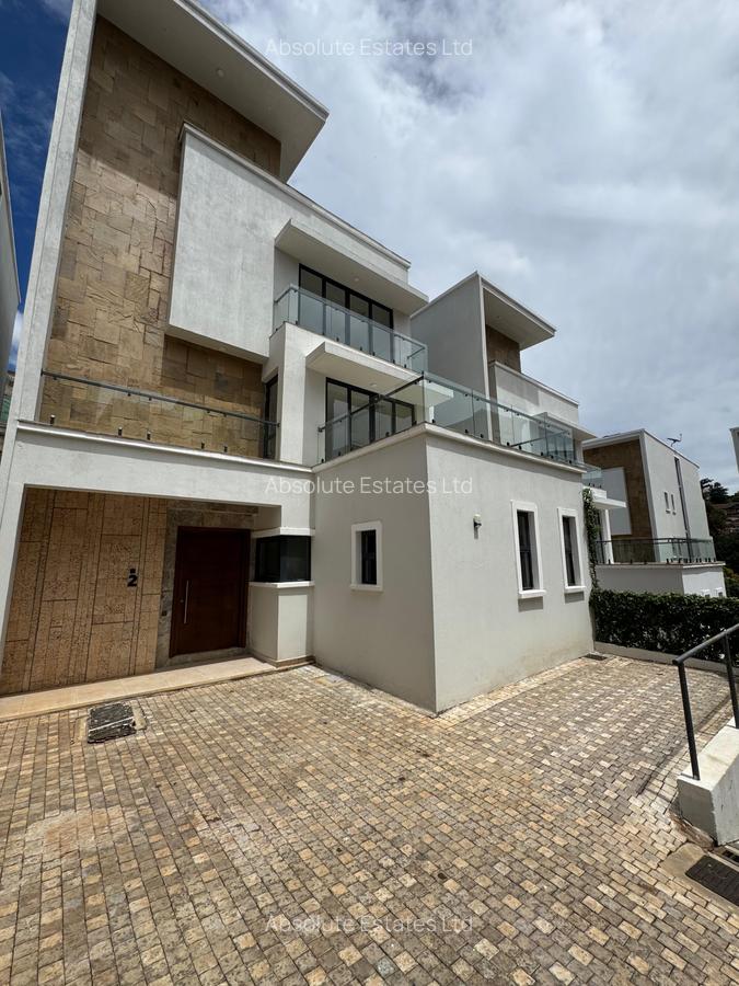 5 Bed Townhouse with En Suite in Lavington - 8