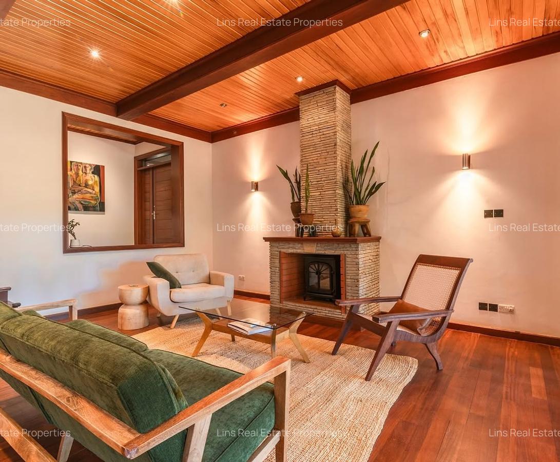 5 Bed House with En Suite in Loresho - 7