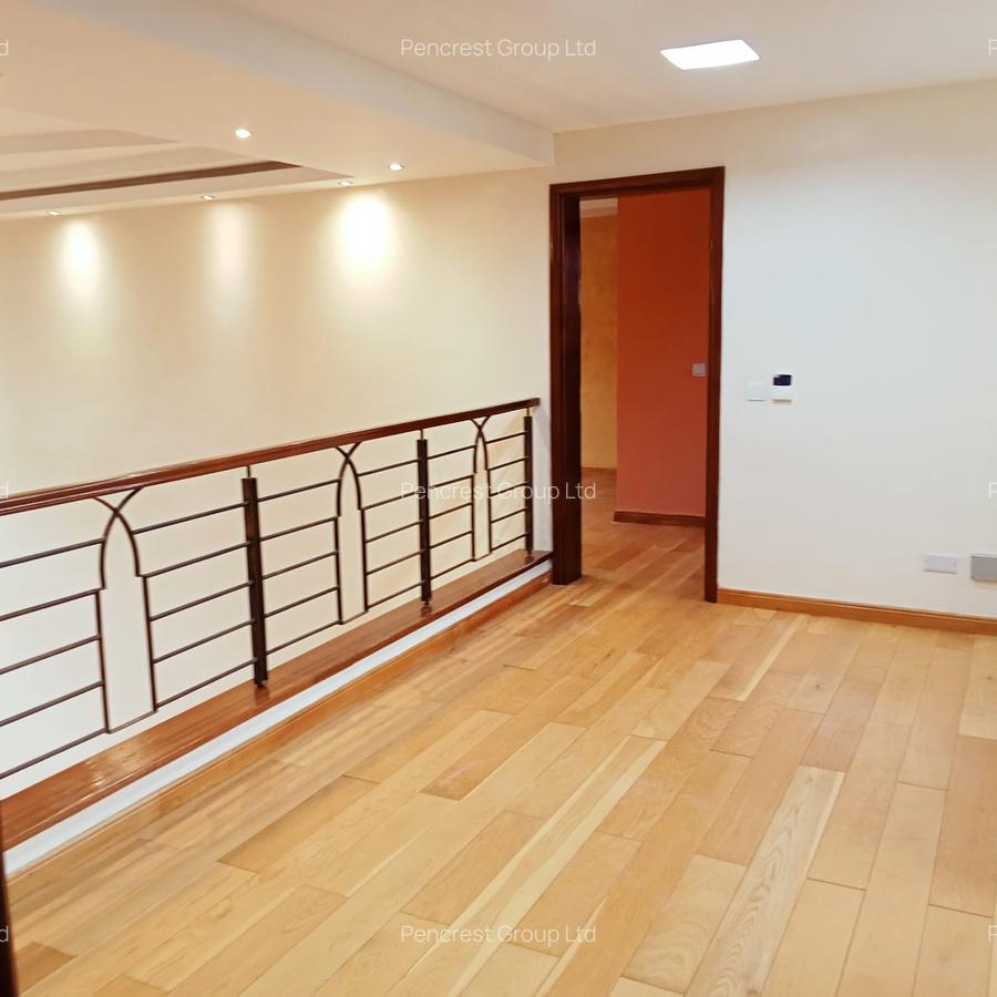 4 Bed Townhouse with En Suite in Lavington - 13