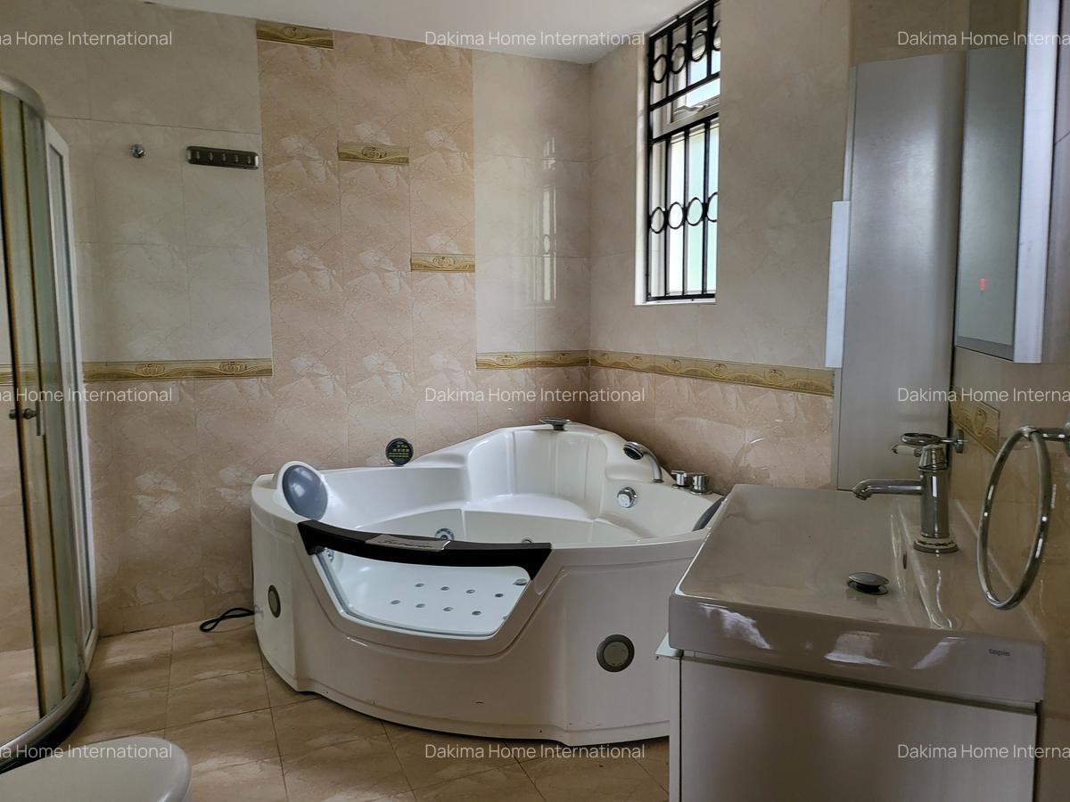 4 Bed House with En Suite in Thigiri - 14