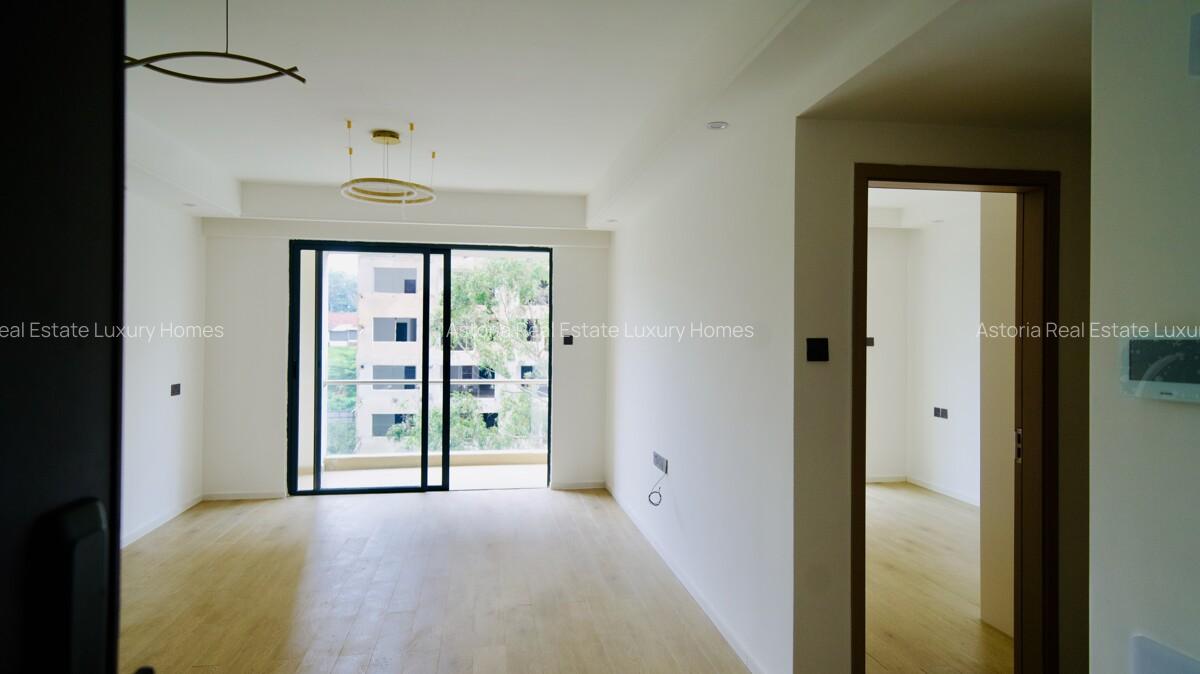 2 Bed Apartment with En Suite at 2026-250 - 7