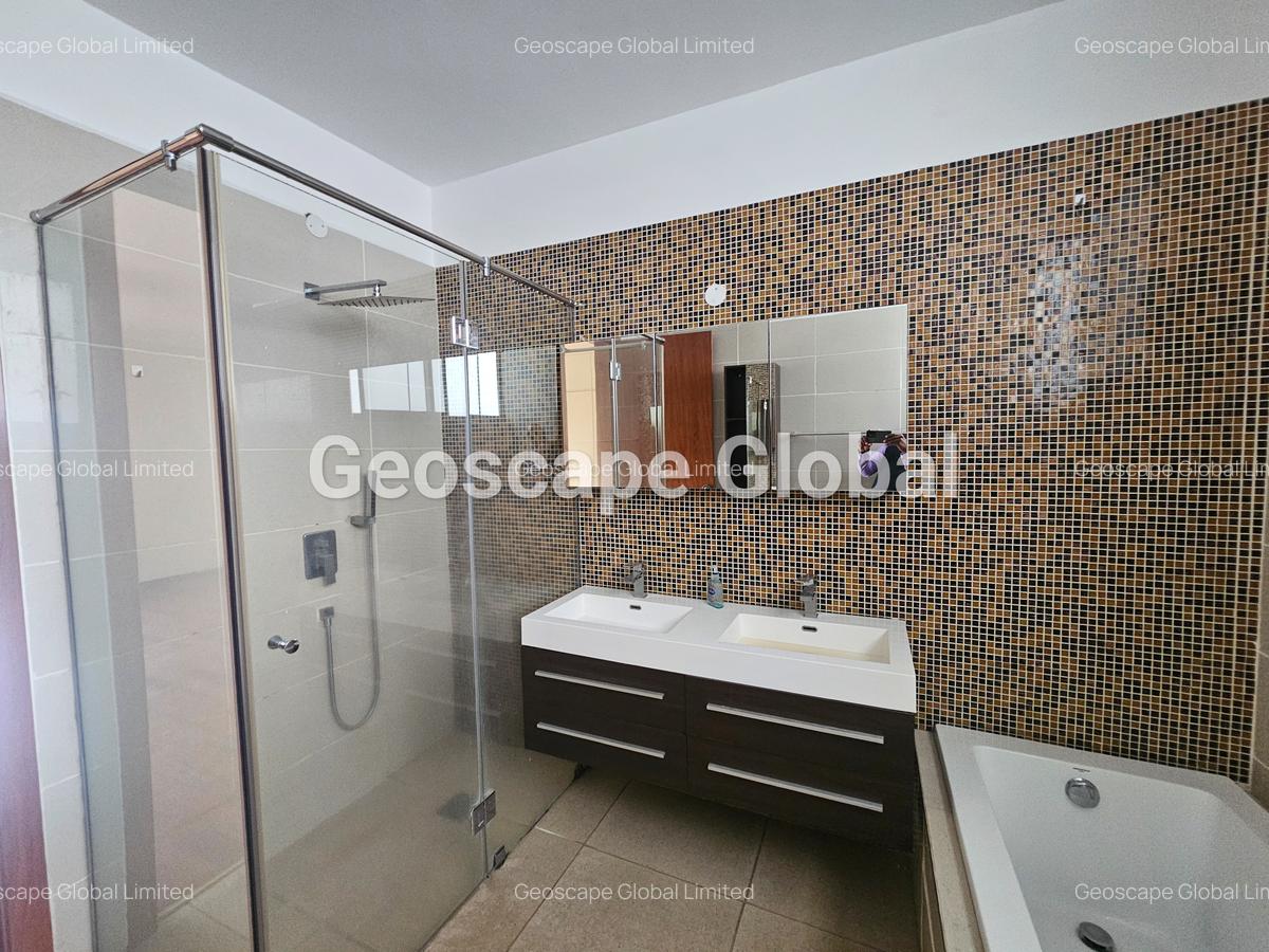 3 Bed Apartment with En Suite in General Mathenge - 6