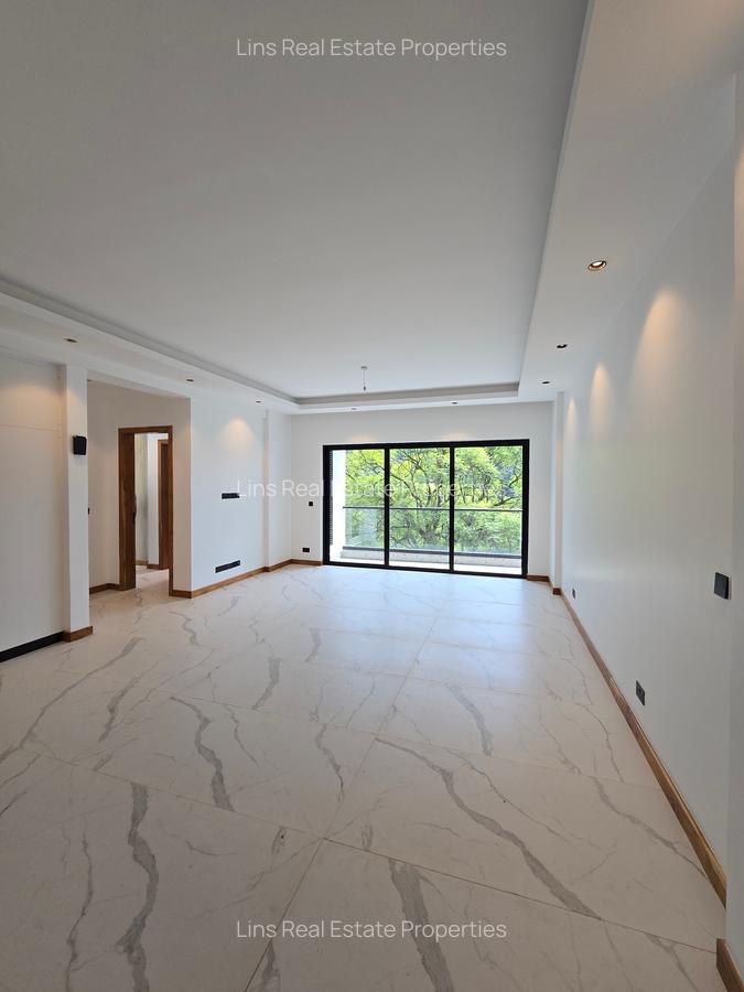 2 Bed Apartment with En Suite in Spring Valley - 1