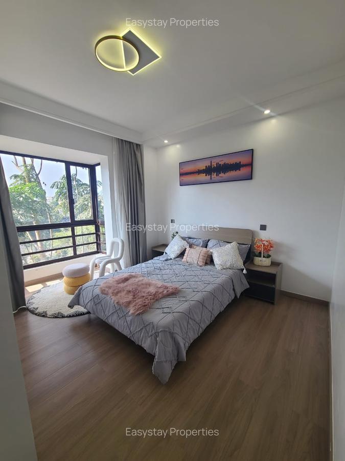 3 Bed Apartment with En Suite in Riverside - 13