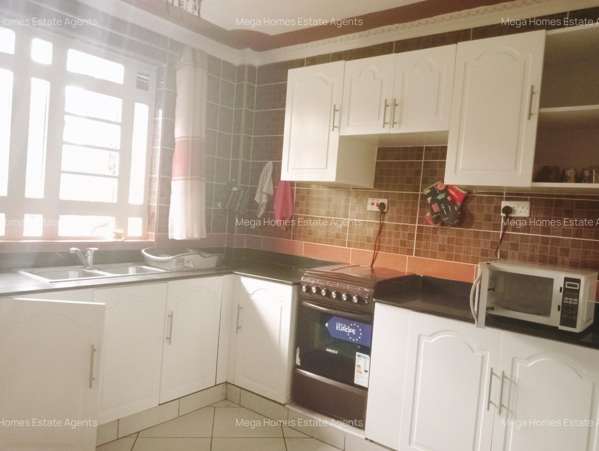 Serviced 2 Bed Apartment with En Suite in Runda - 4