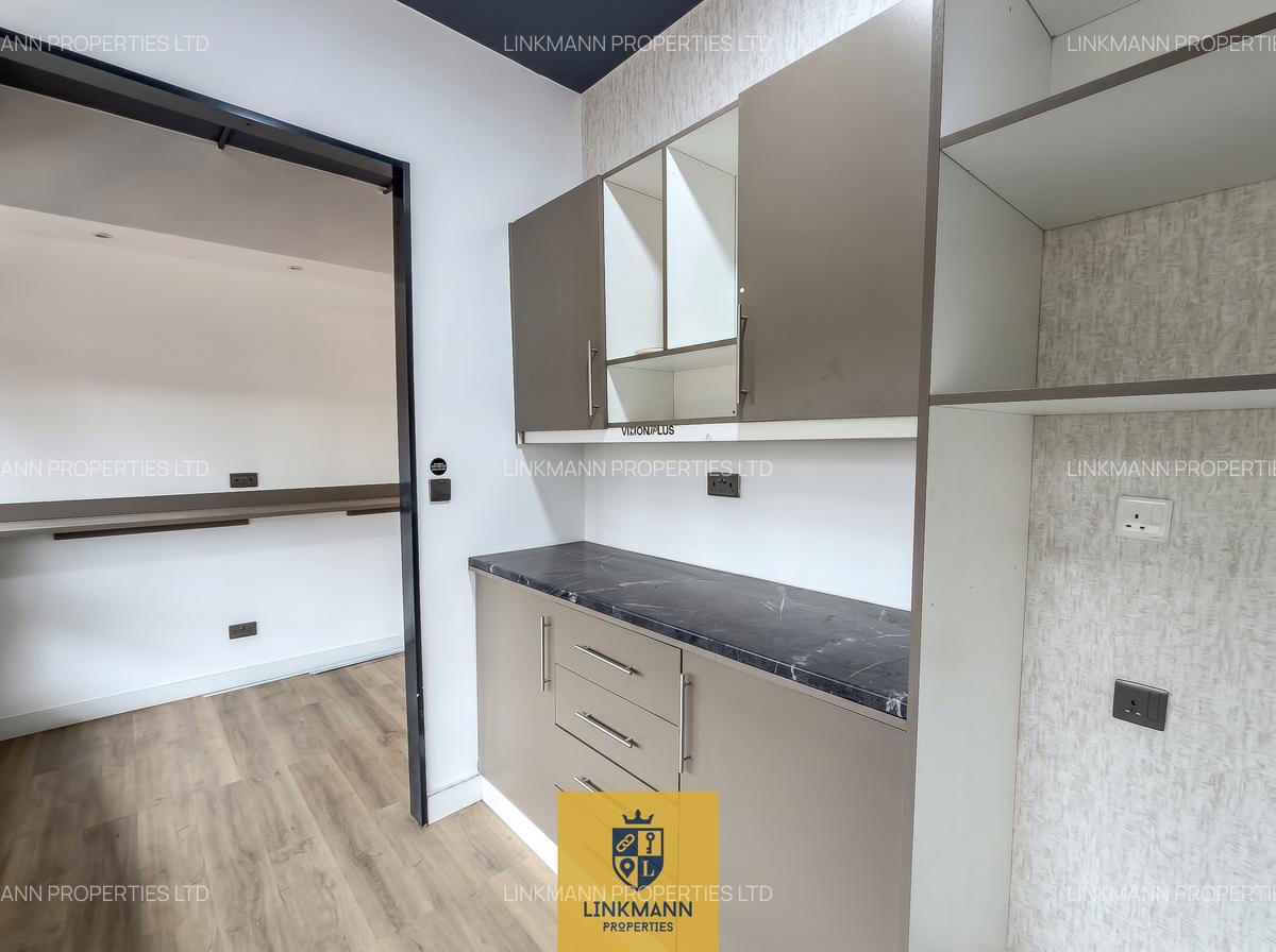 2,030 ft² Office with Service Charge Included in Westlands Area - 5