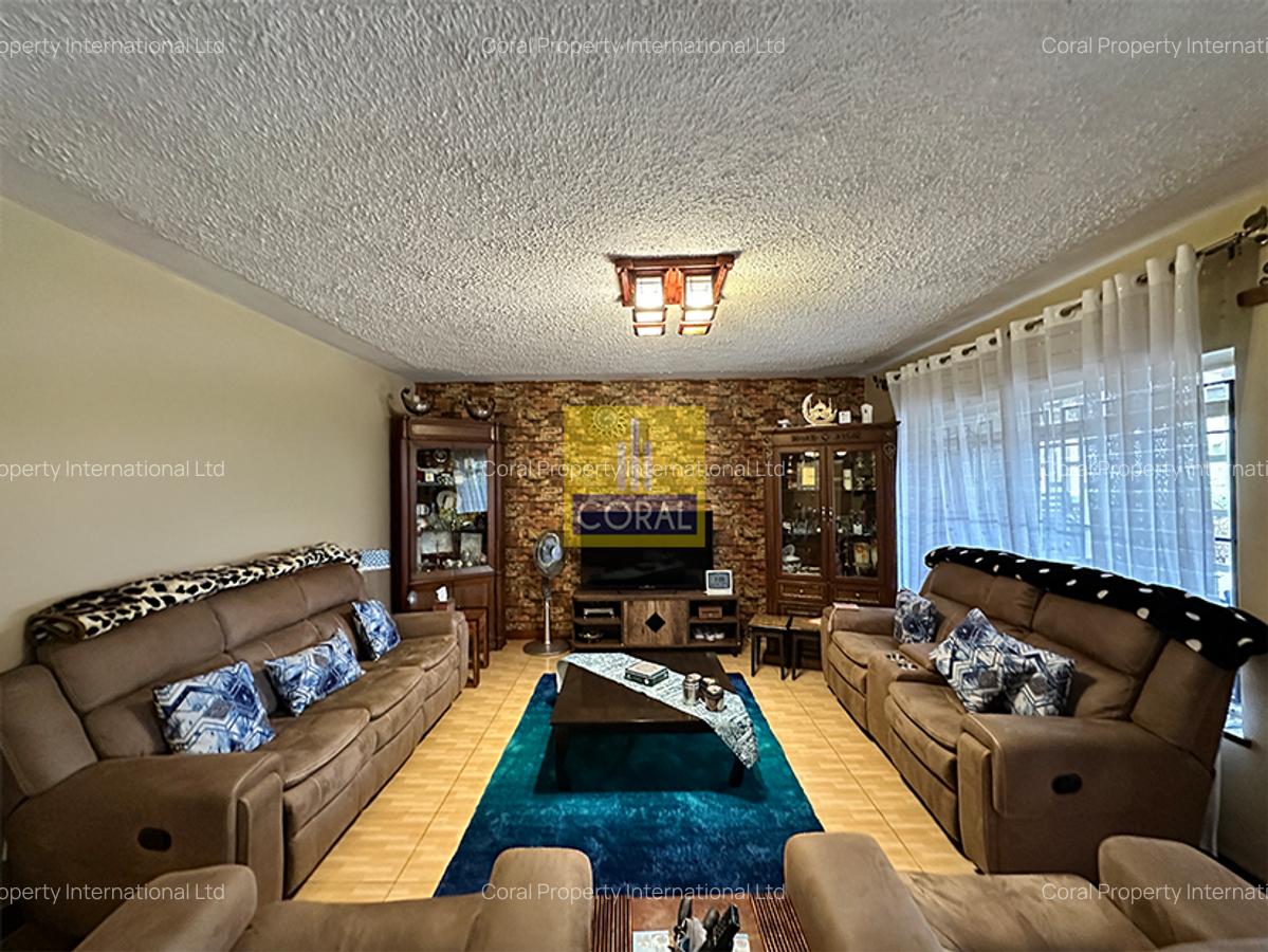 4 Bed Townhouse in Westlands Area - 1
