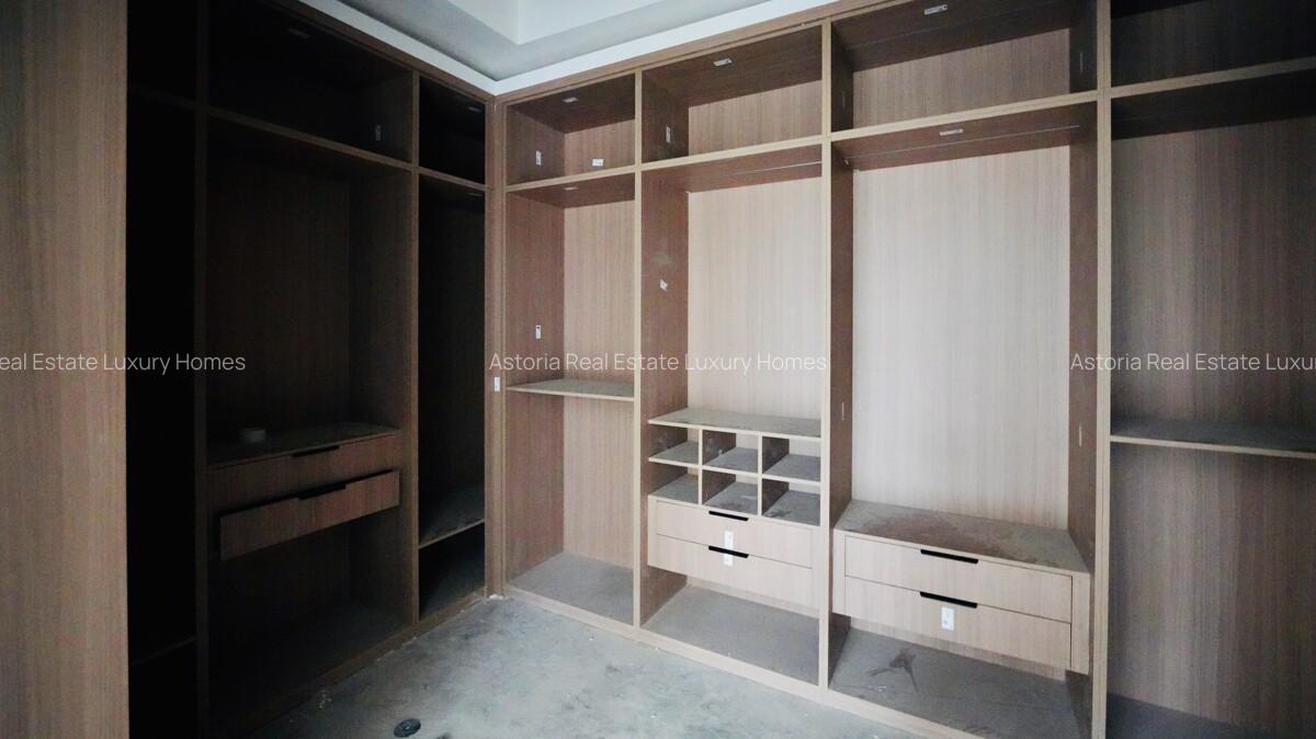 5 Bed Villa with En Suite at 2026-187 5 Bed - 10