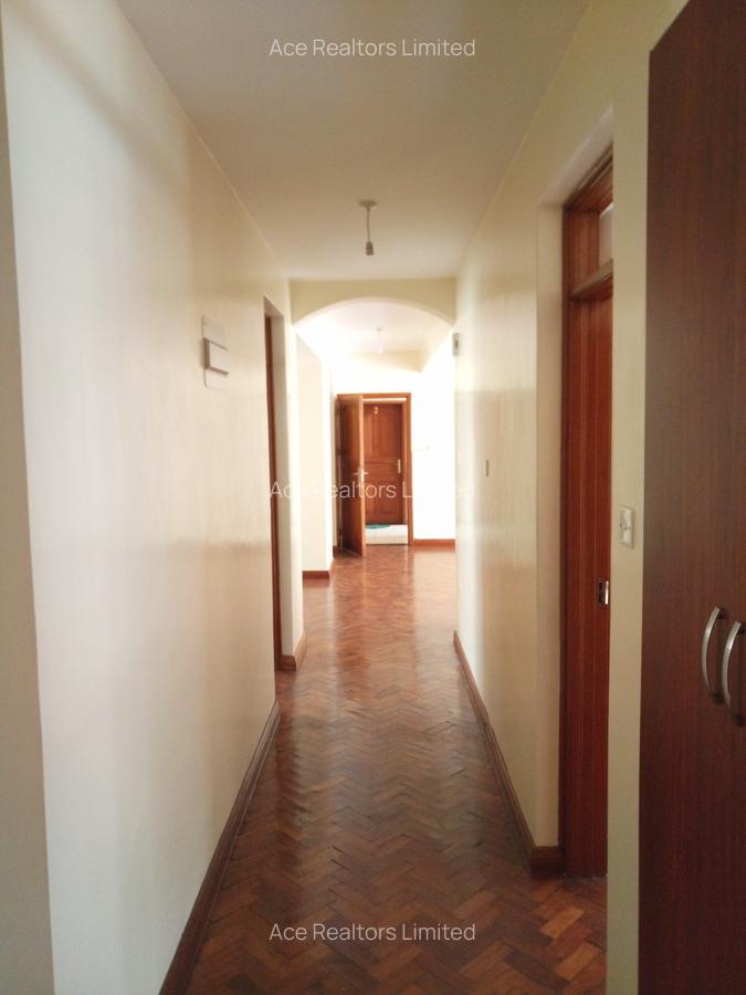 3 Bed Apartment with En Suite at Mbaazi Avenue - 13