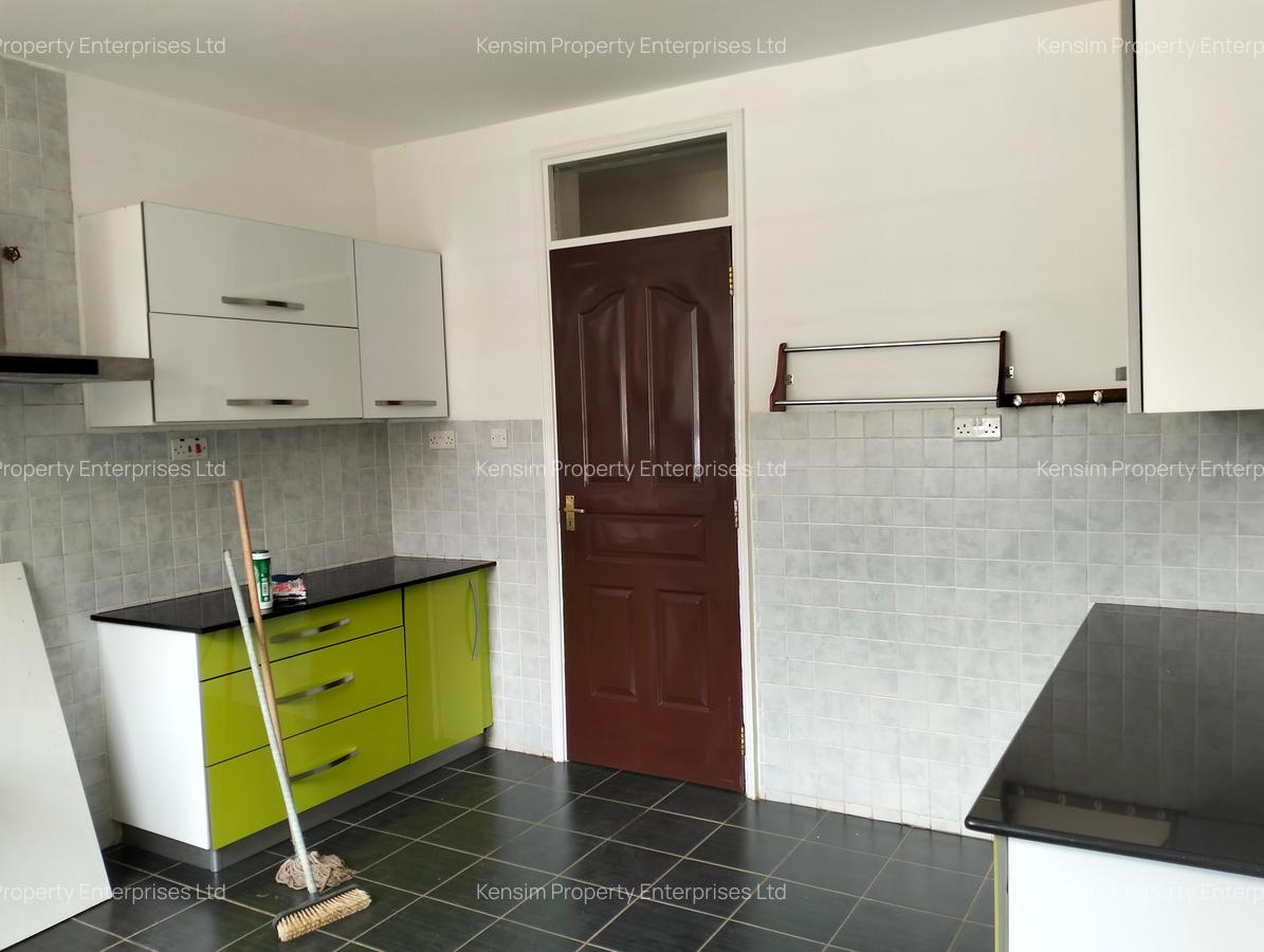 5 Bed Townhouse with En Suite in Kitisuru - 5